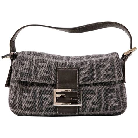 baguette di fendi|fendi baguette monogram.